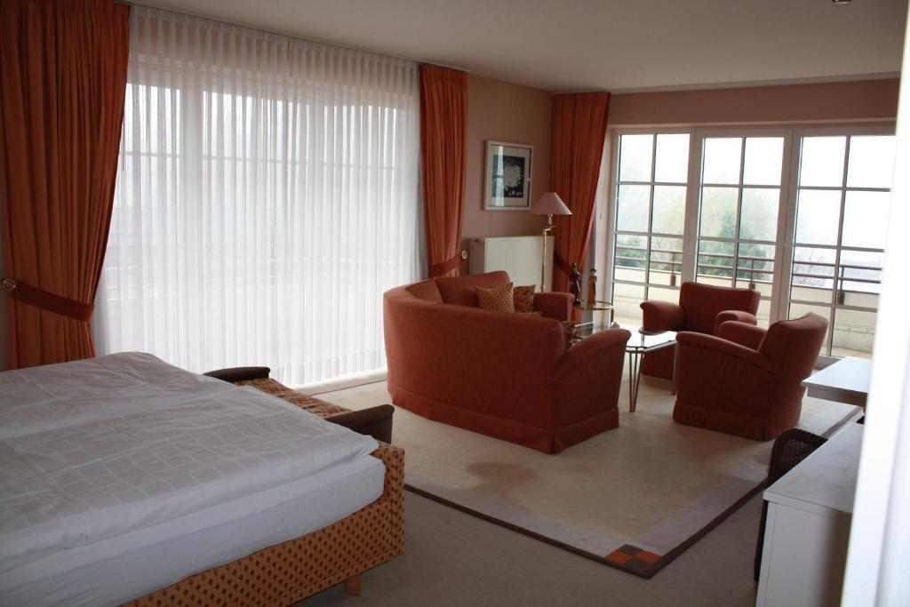Strauers Hotel Am See Bosau الغرفة الصورة