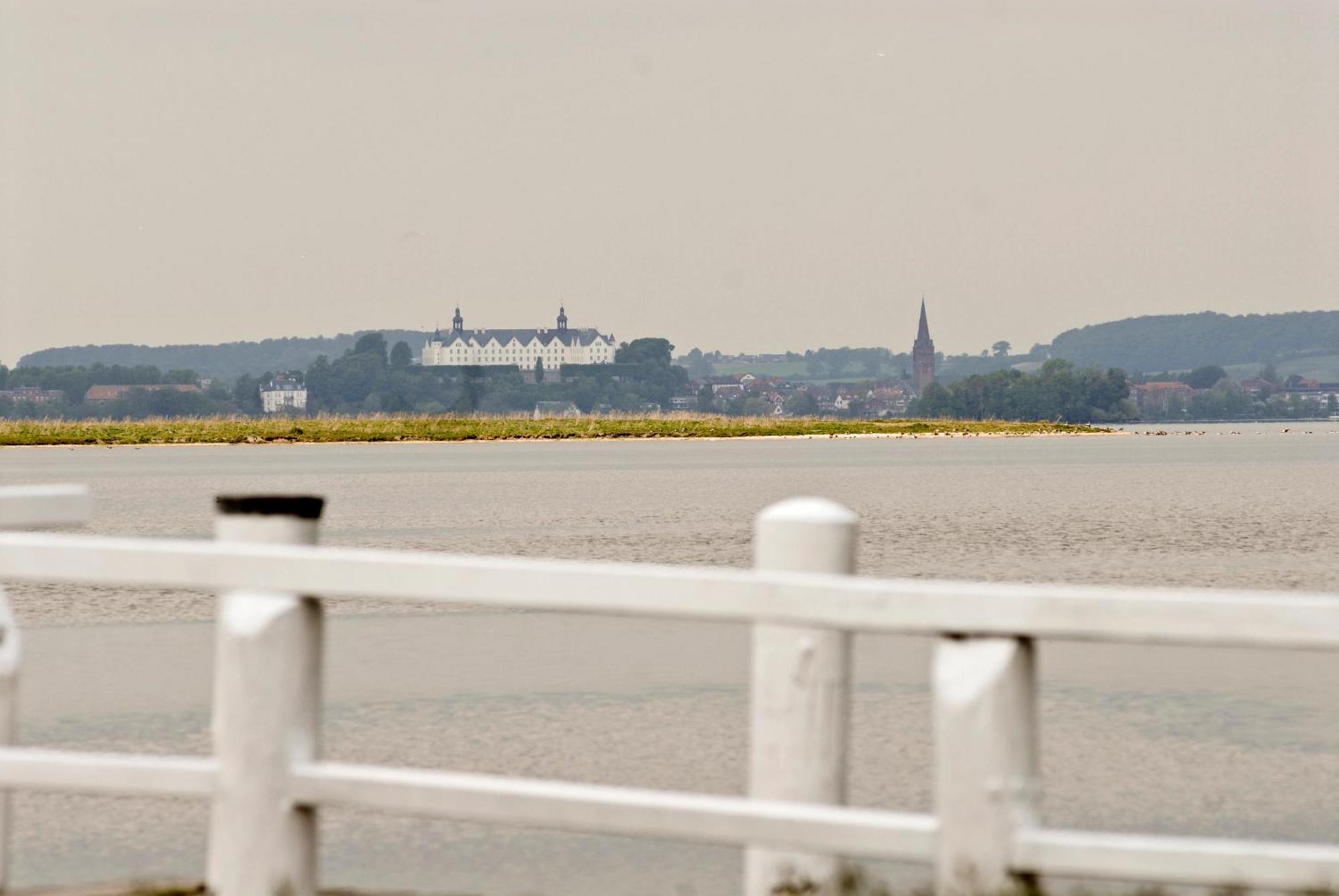 Strauers Hotel Am See Bosau المظهر الخارجي الصورة